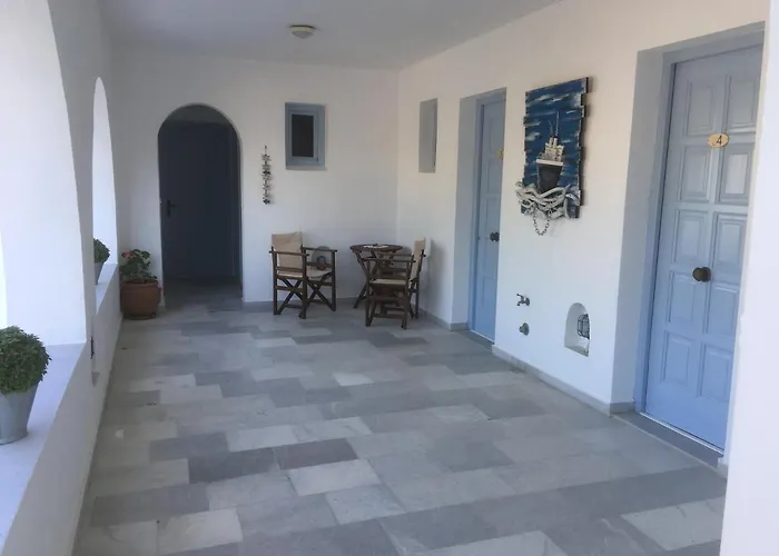 Bluefox Aparthotel 4*